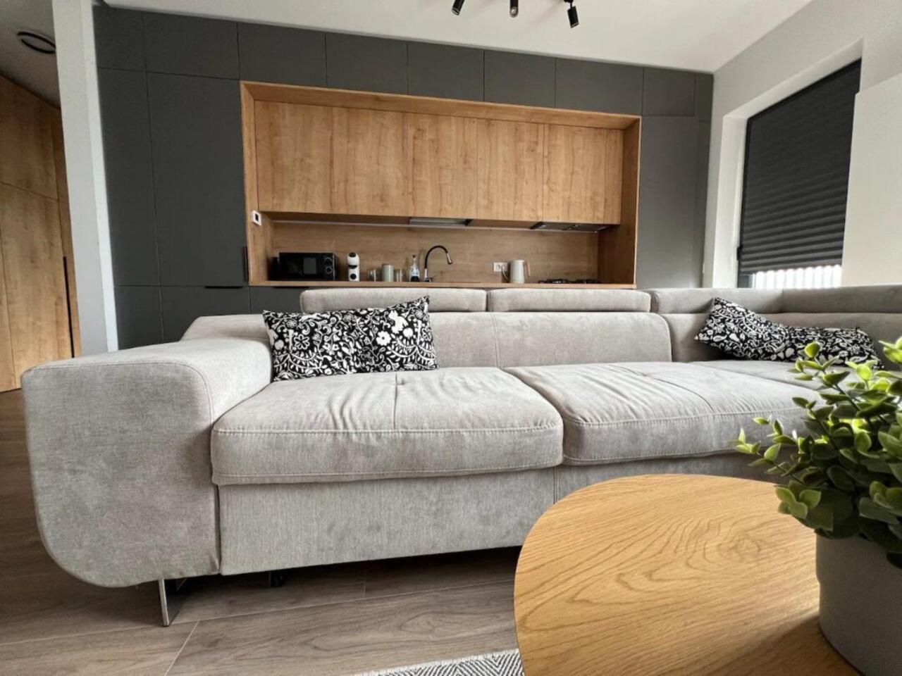 High-Rise Luxury Apartment With Free Parking Bukarest Kültér fotó