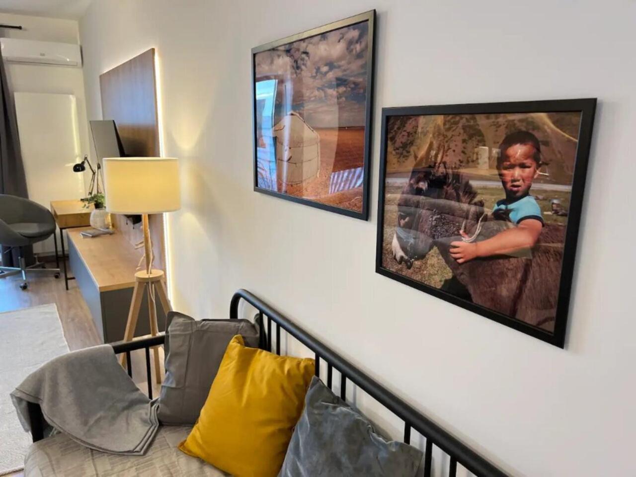 High-Rise Luxury Apartment With Free Parking Bukarest Kültér fotó