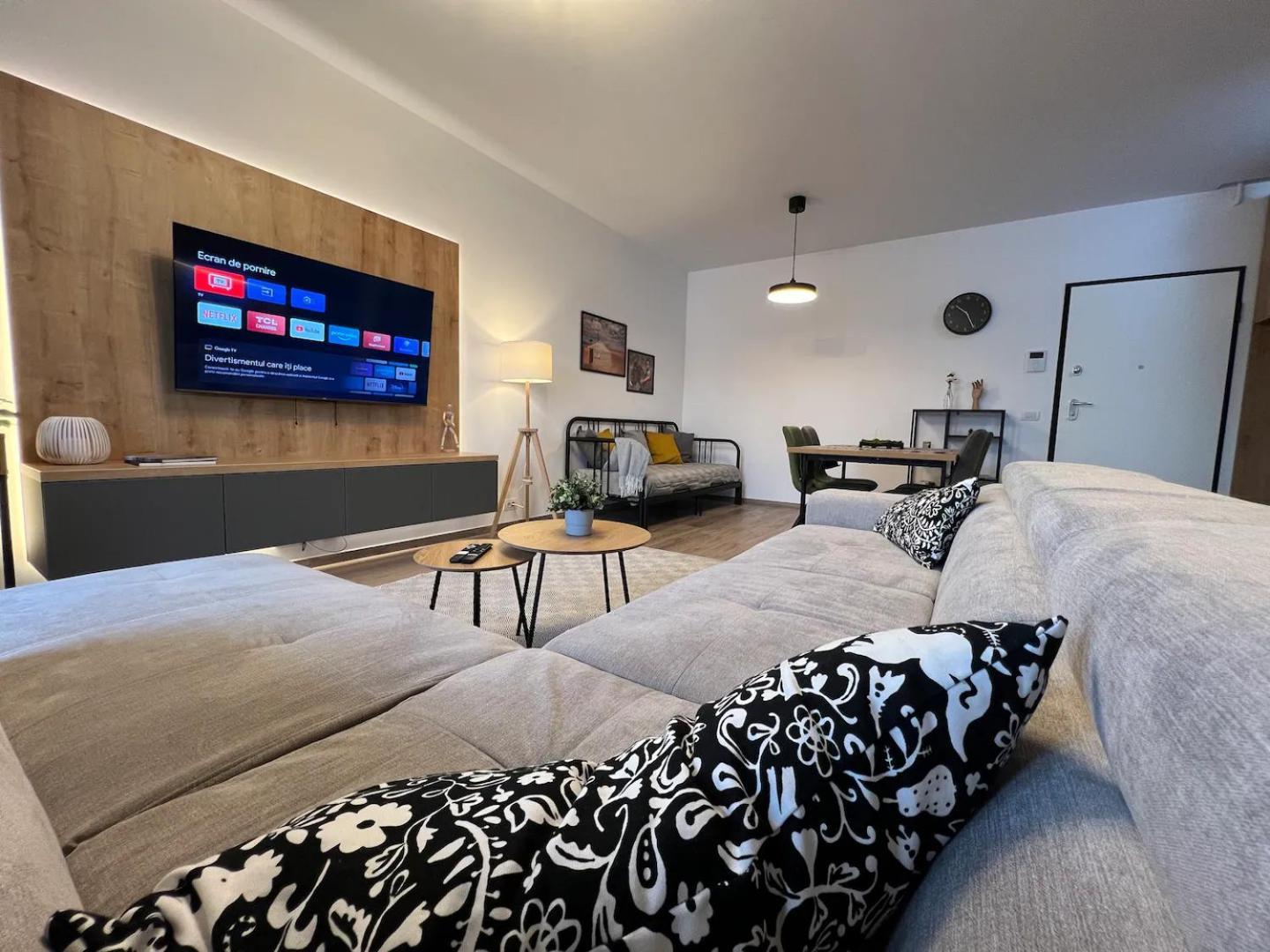 High-Rise Luxury Apartment With Free Parking Bukarest Kültér fotó